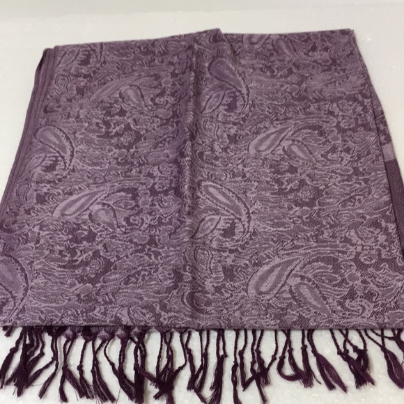 FOR YOUR EASE ONLY PURPLE TASSELS BRAND NEW SCARF - Picture 6 of 8
